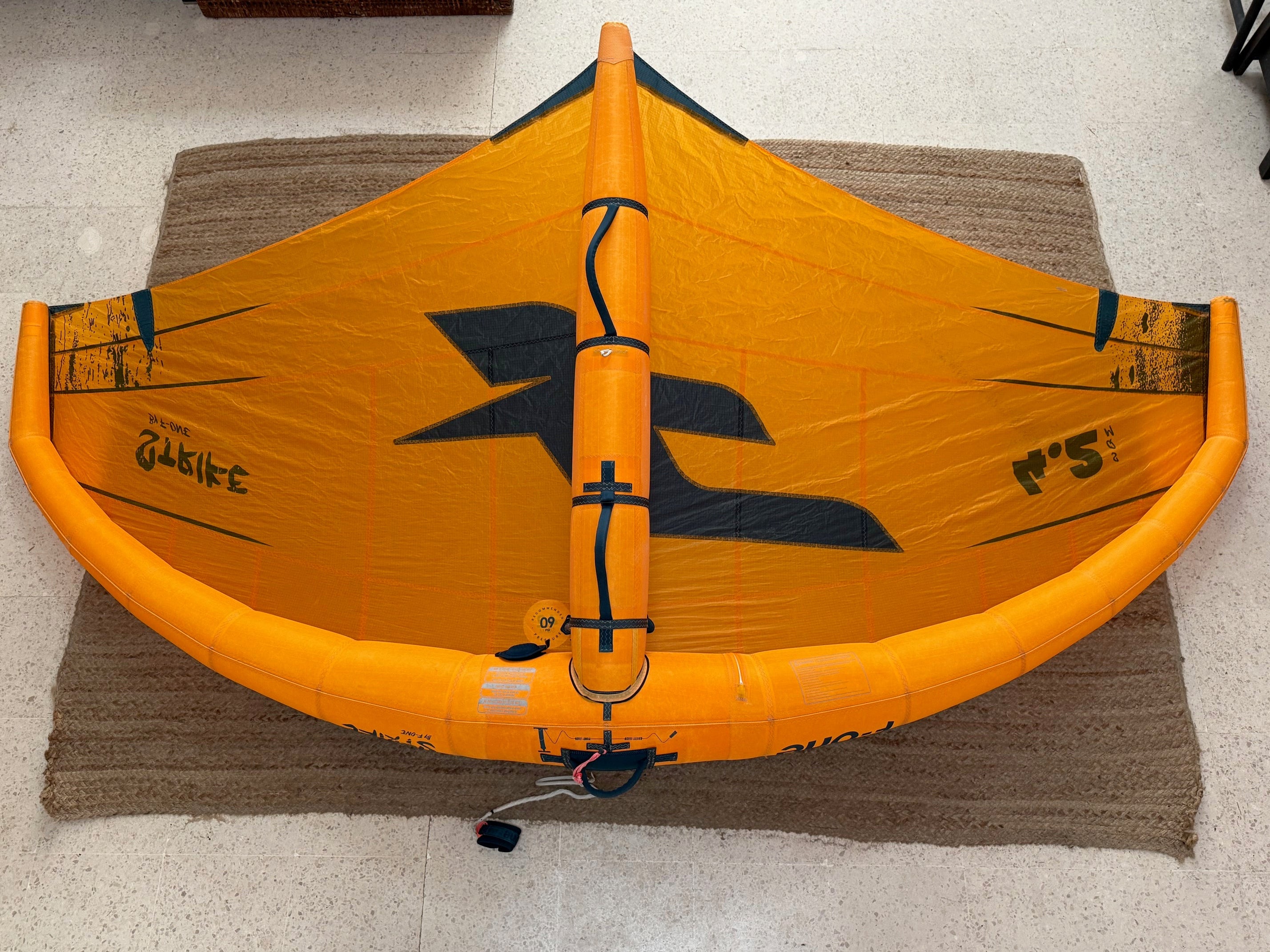 F-One Strike 4.2 DEMO Wing – kitepuertorico F-One Strike 4.2 DEMO Wing – kitepuertorico